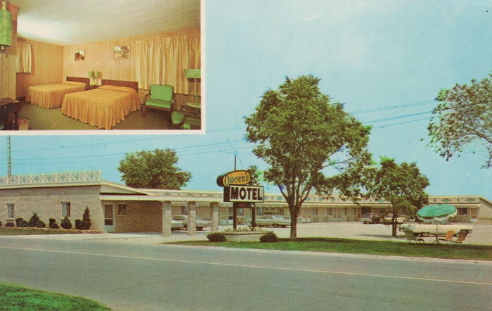 Queens Motel - Old Postcard View